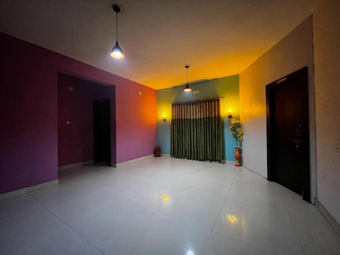 Hotel Crystal Cottage בובנשוואר מראה חיצוני תמונה